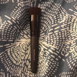 Bare minerals brush!